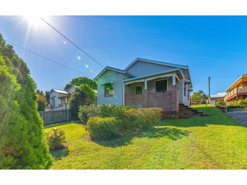 11 Taloumbi Street, Maclean NSW 2463