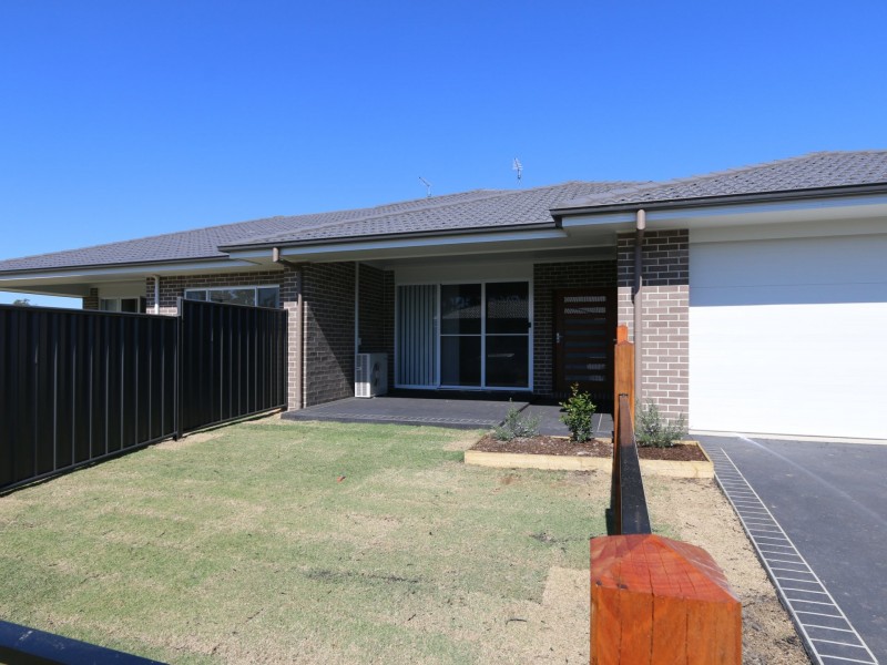 Unit 1/26 Celtic Circuit, Townsend NSW 2463