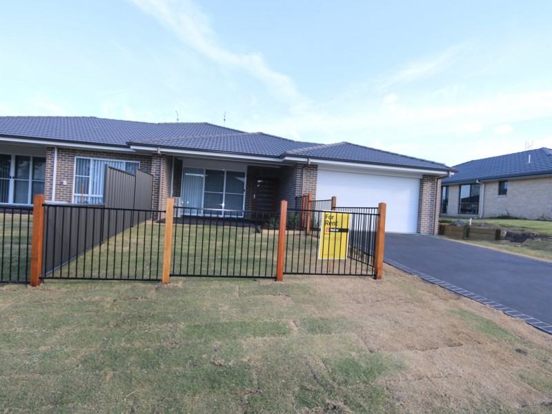 Unit 1/26 Celtic Circuit, Townsend NSW 2463
