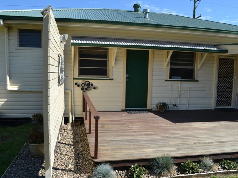 11 Roderick Street, Maclean NSW 2463