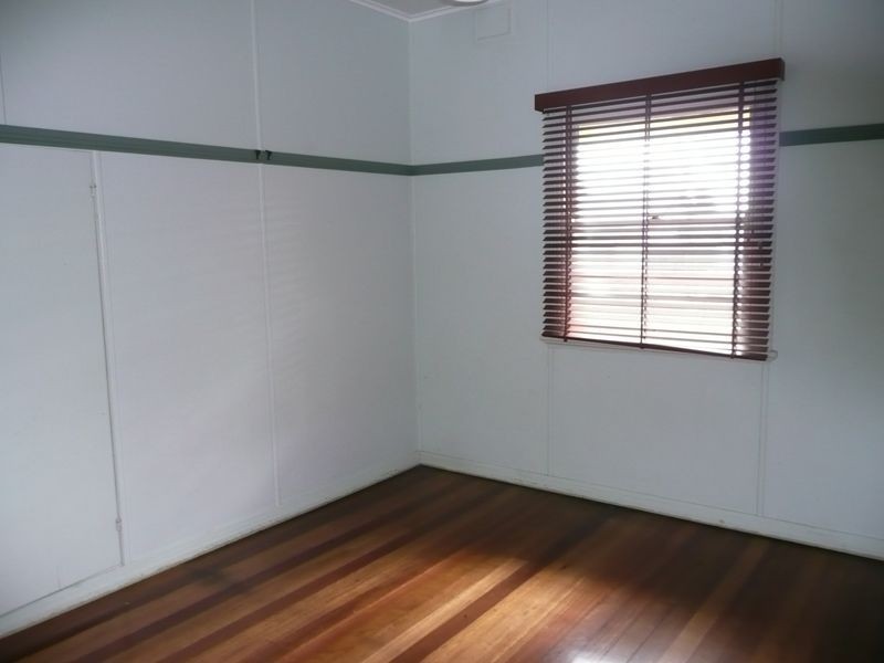 11 Roderick Street, Maclean NSW 2463