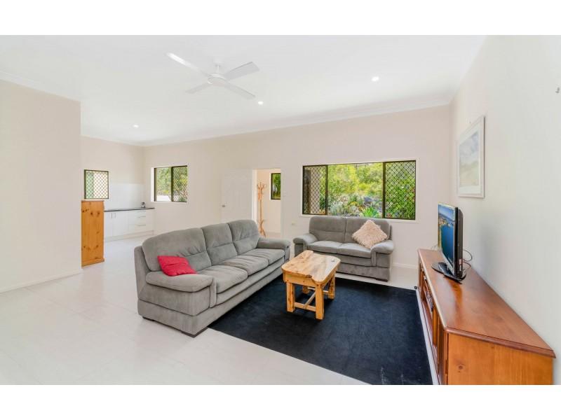 1027 Brooms Head Road, Taloumbi NSW 2463