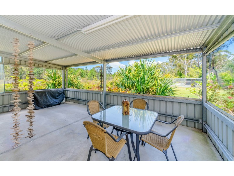 1027 Brooms Head Road, Taloumbi NSW 2463