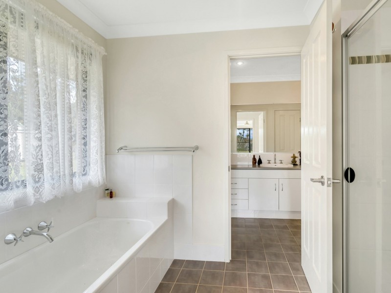 60 Colonial Drive, Gulmarrad NSW 2463