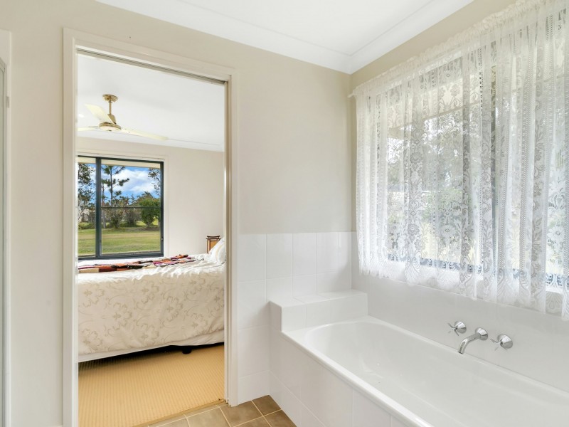 60 Colonial Drive, Gulmarrad NSW 2463