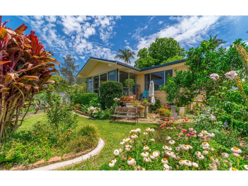 2 Inmon Lane, Brushgrove NSW 2460