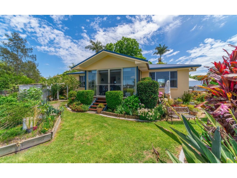 2 Inmon Lane, Brushgrove NSW 2460