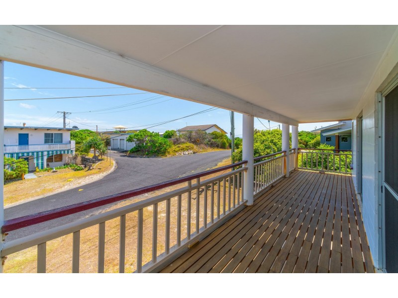 3 Azalea Street, Brooms Head NSW 2463