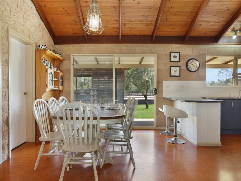 38 Clyde Essex Drive, Gulmarrad NSW 2463