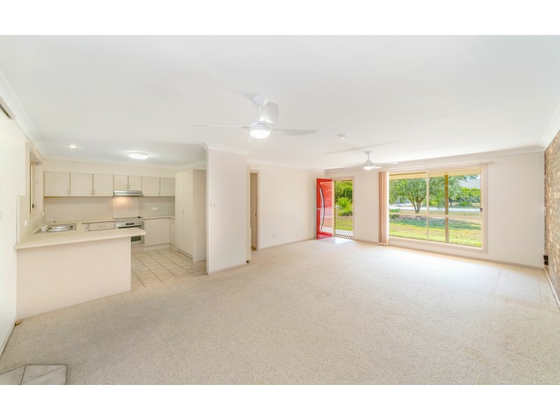 1 Parklands Drive, Gulmarrad NSW 2463