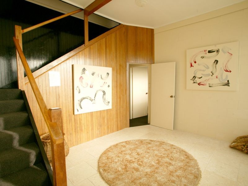 One/21c Poinsettia Crescent, Brooms Head NSW 2463