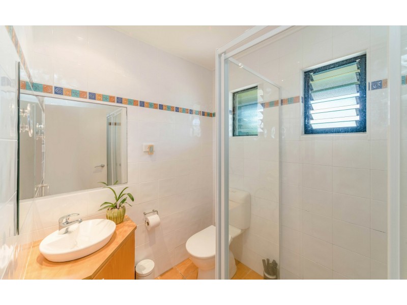 6 Poinsettia Crescent, Brooms Head NSW 2463