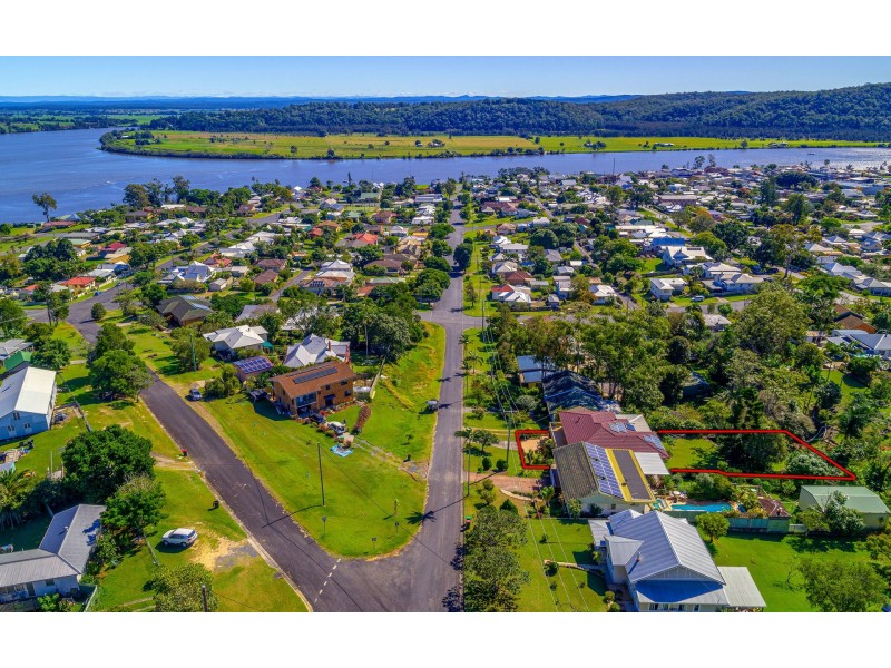 39 Taloumbi Street, Maclean NSW 2463