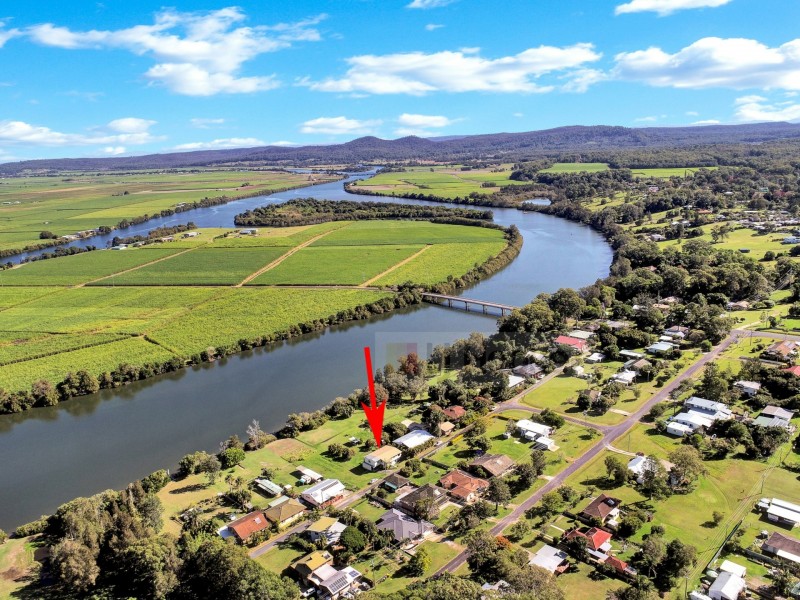 28 River Lane, Woombah NSW 2469