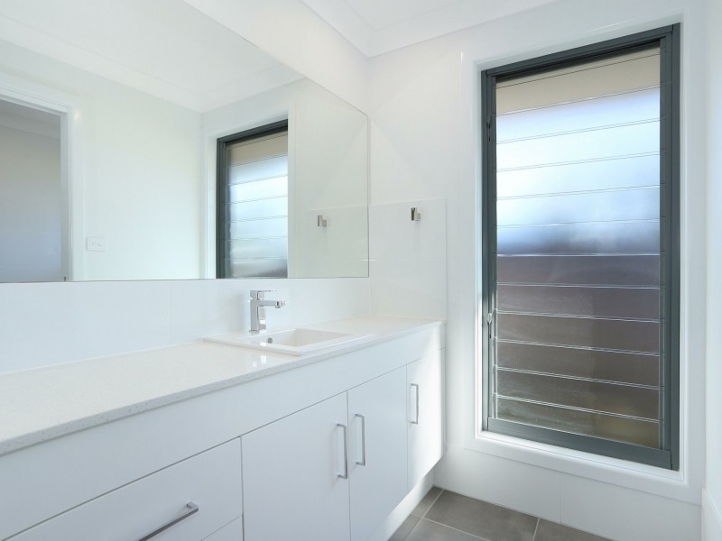 Unit 1/73 Scullin Street, Townsend NSW 2463