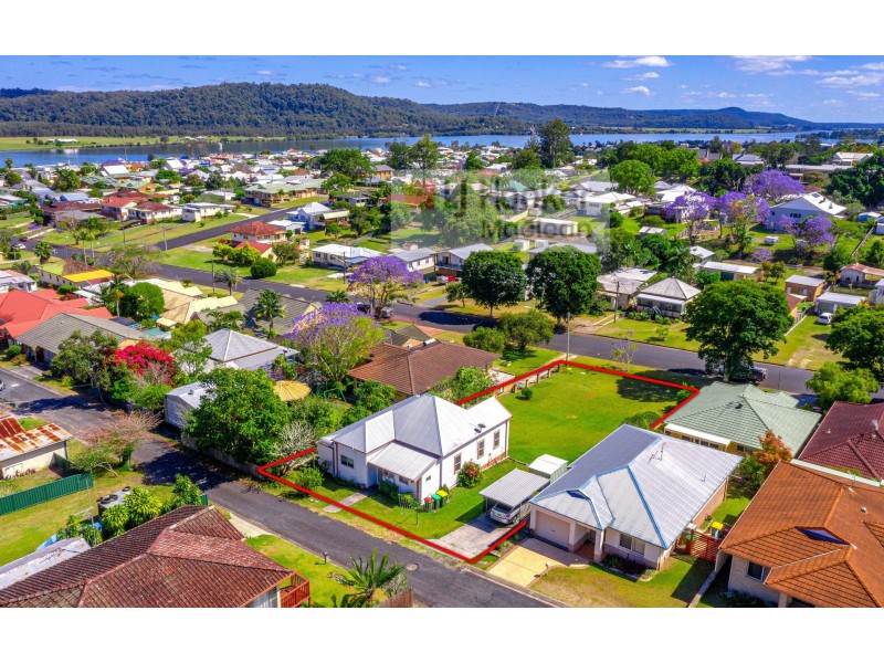 32 Taloumbi Street, Maclean NSW 2463