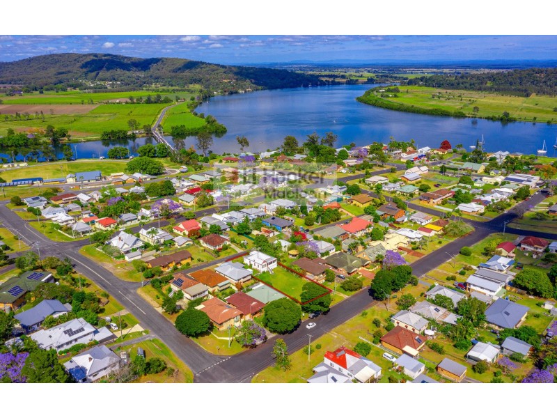 32 Taloumbi Street, Maclean NSW 2463