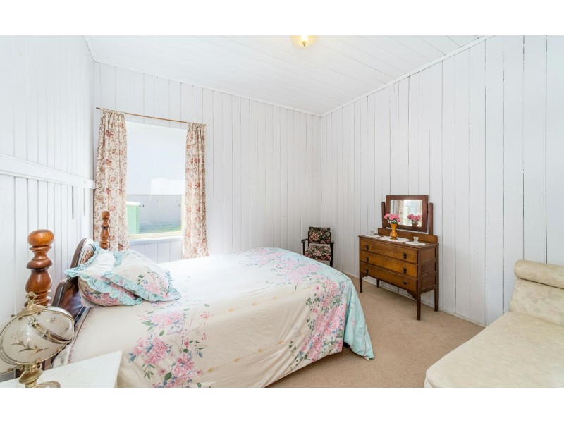 32 Taloumbi Street, Maclean NSW 2463