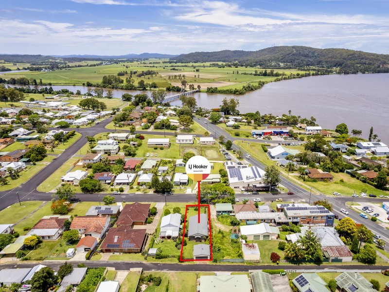 9 Taloumbi Street, Maclean NSW 2463