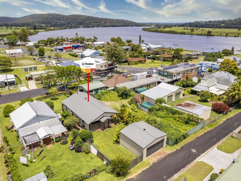 9 Taloumbi Street, Maclean NSW 2463