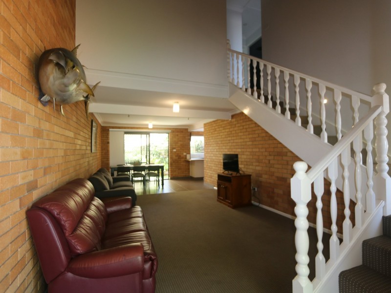 2/4 Mariners Way, Yamba NSW 2464