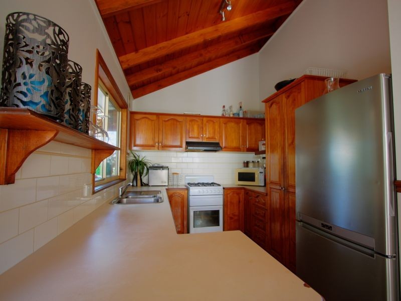 2a Carrington Street, Palmers Island NSW 2463