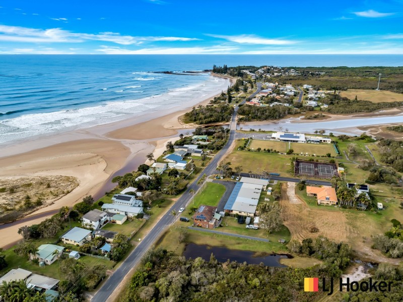 Unit 3 28 Ocean Road, Brooms Head NSW 2463
