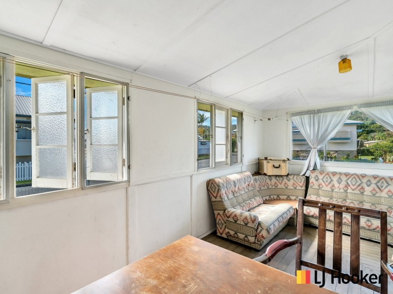 11 Morven Street, Maclean NSW 2463