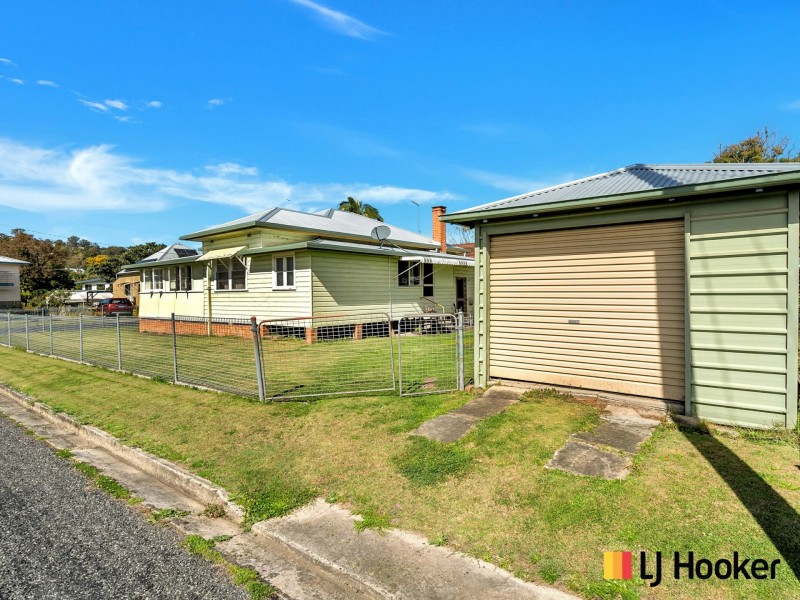 11 Morven Street, Maclean NSW 2463