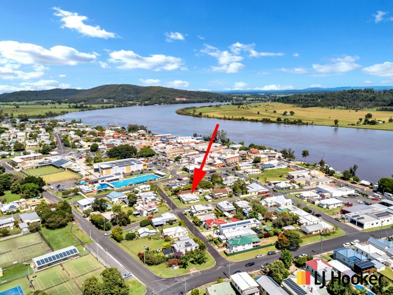 11 Morven Street, Maclean NSW 2463