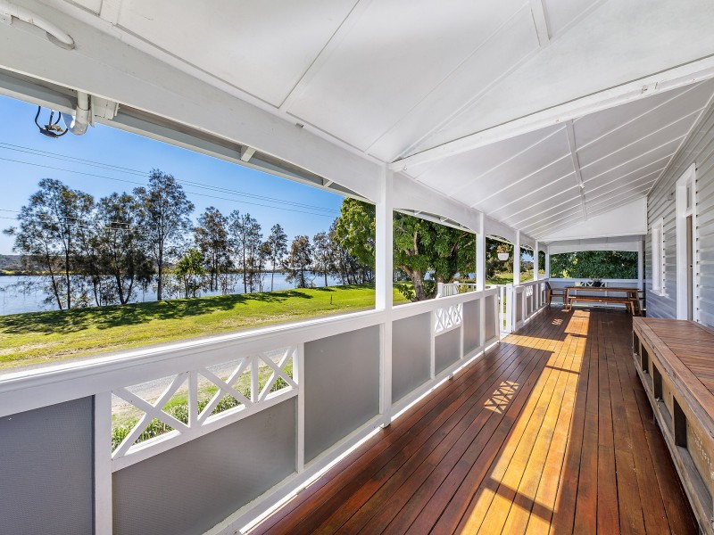 4450 Lawrence Road, Woodford Island NSW 2463