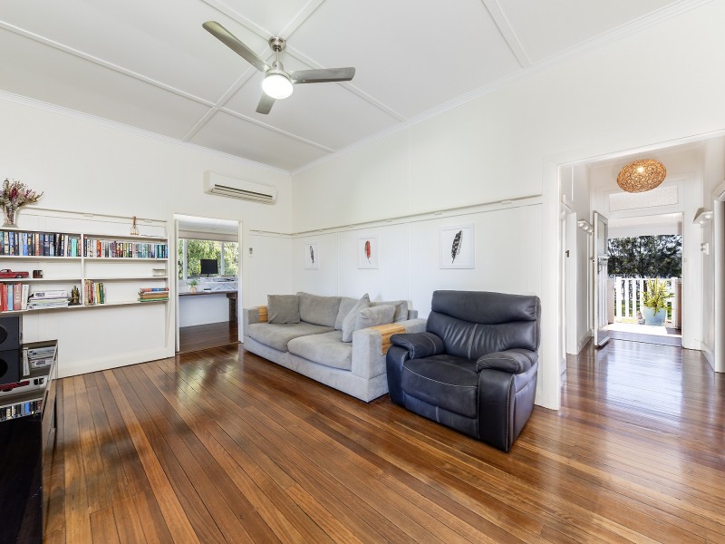 4450 Lawrence Road, Woodford Island NSW 2463