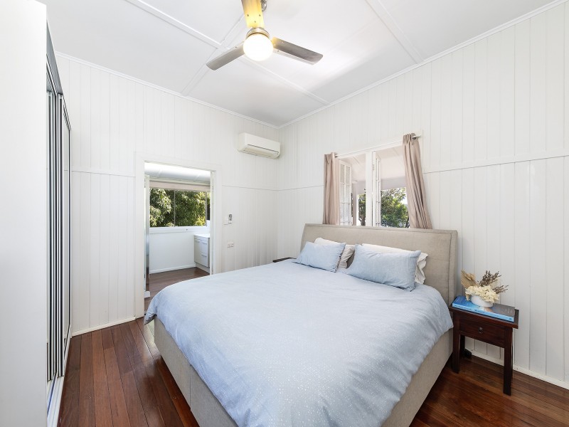 4450 Lawrence Road, Woodford Island NSW 2463