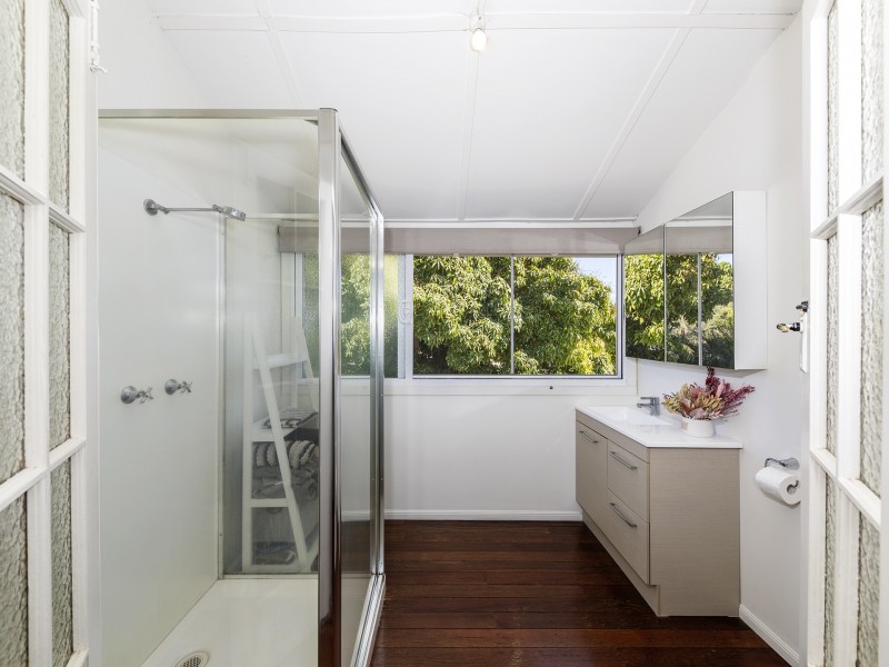 4450 Lawrence Road, Woodford Island NSW 2463
