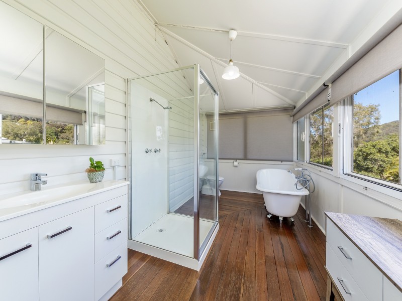 4450 Lawrence Road, Woodford Island NSW 2463