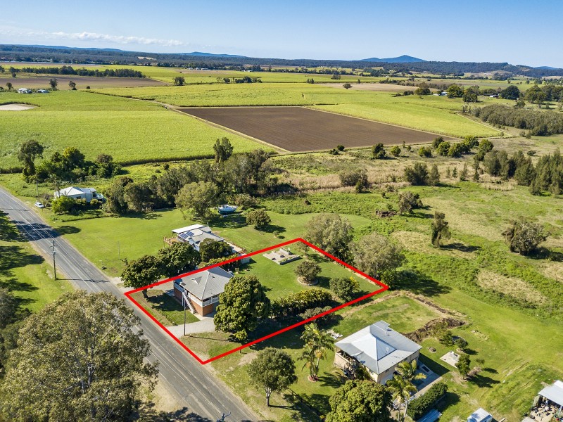 4450 Lawrence Road, Woodford Island NSW 2463