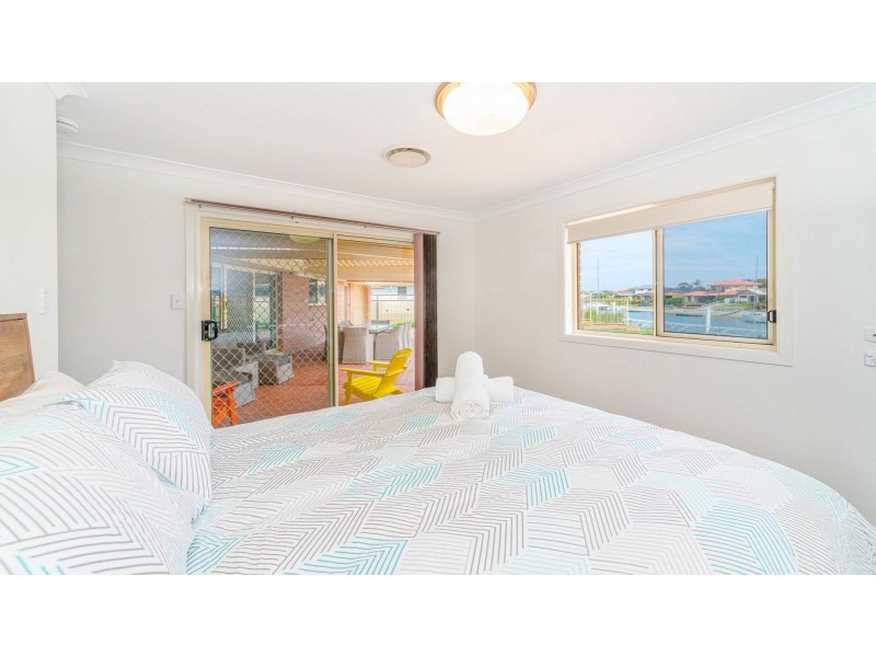 2 Barellan Avenue, Yamba NSW 2464