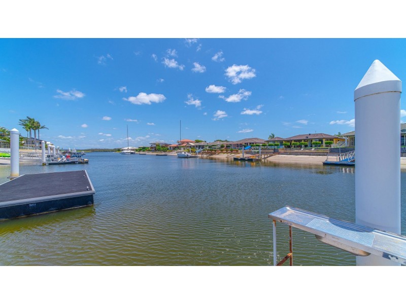 2 Barellan Avenue, Yamba NSW 2464