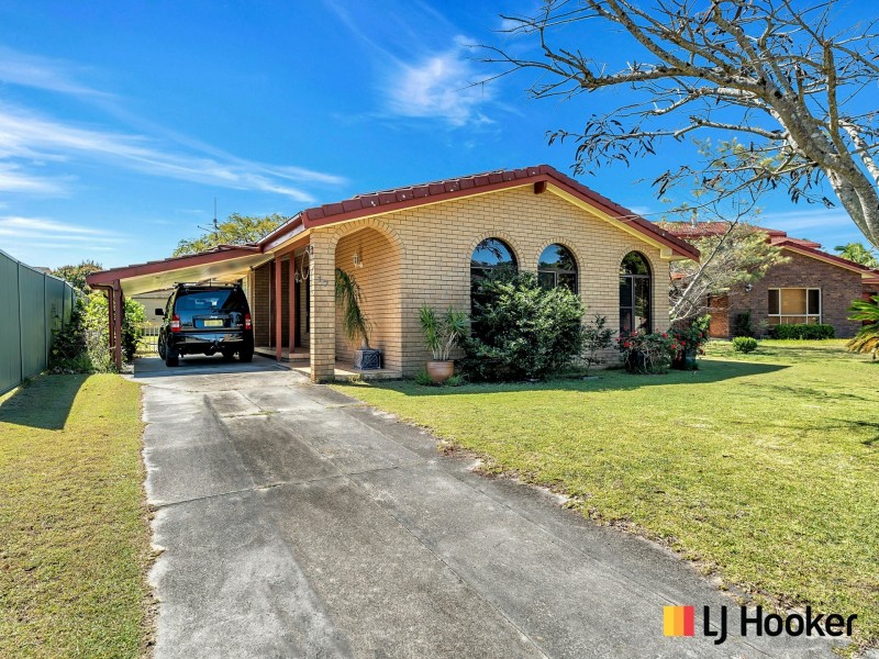 17 Kalang Place, Iluka NSW 2466