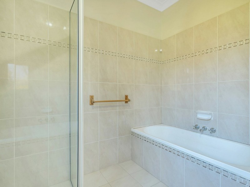 27 Albert Place, Gulmarrad NSW 2463