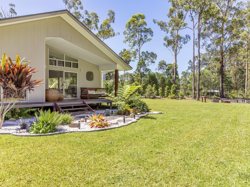 10 Tree Frog Grove, Woombah NSW 2469