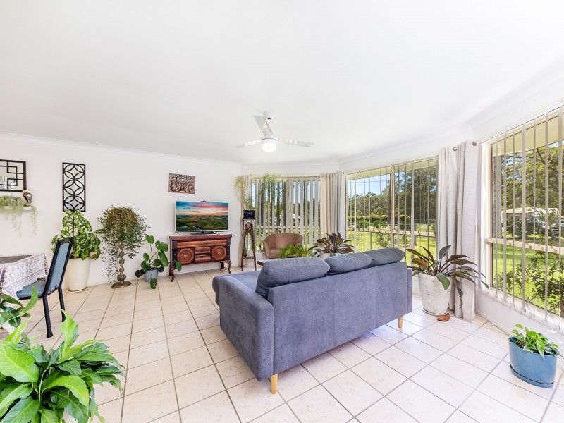 4 Forest Bank Close, Gulmarrad NSW 2463