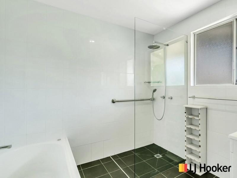 7 Dalley Street, Palmers Island NSW 2463