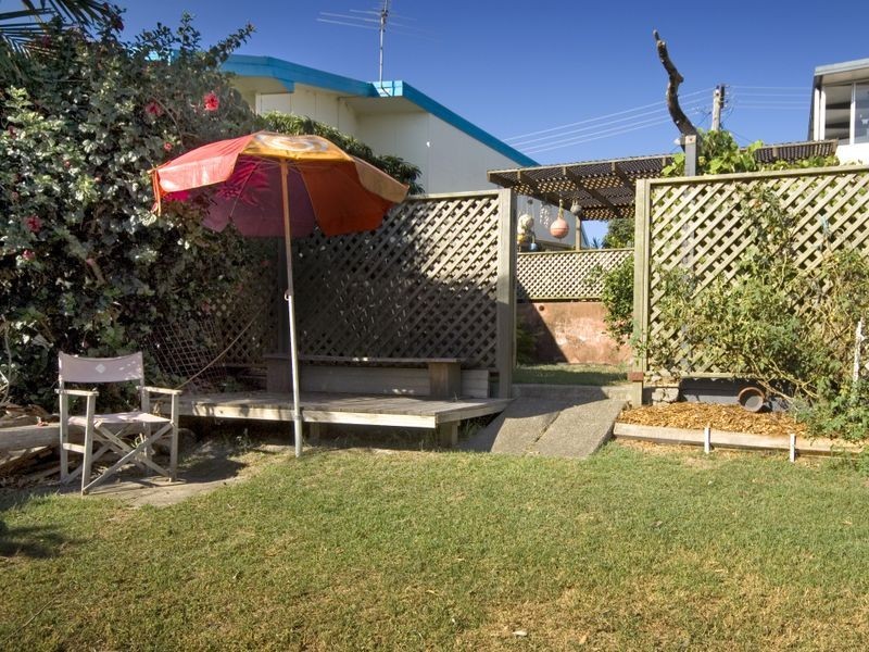 2 Azalea Street, Brooms Head NSW 2463