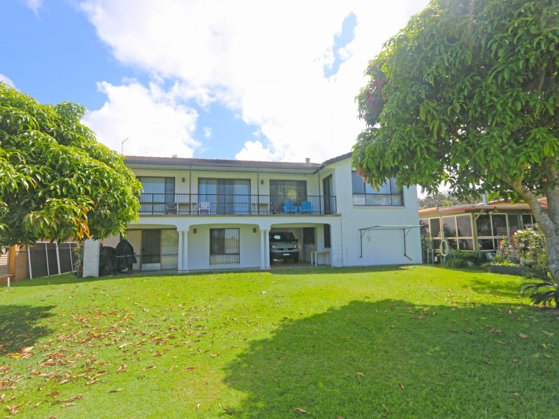 21 Oyster Channel, Micalo Island NSW 2464