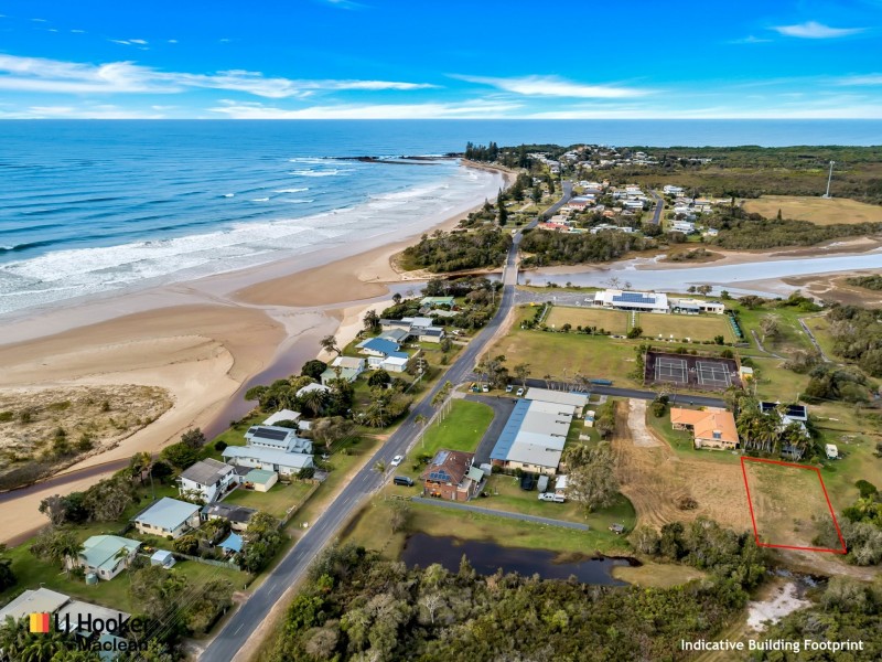 6 Baumea Street, Brooms Head NSW 2463