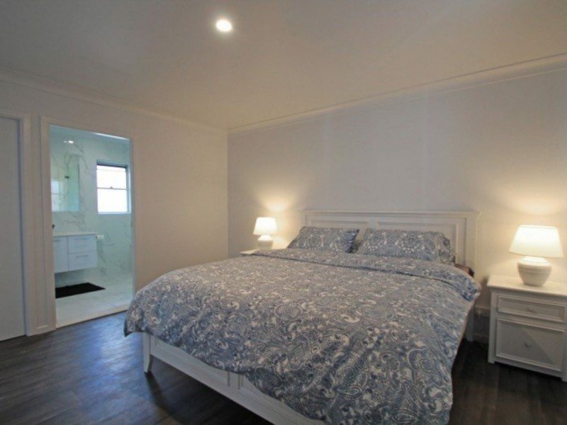 4 Heath St, Brooms Head NSW 2463