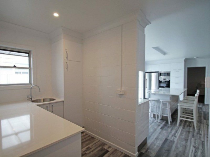 4 Heath St, Brooms Head NSW 2463