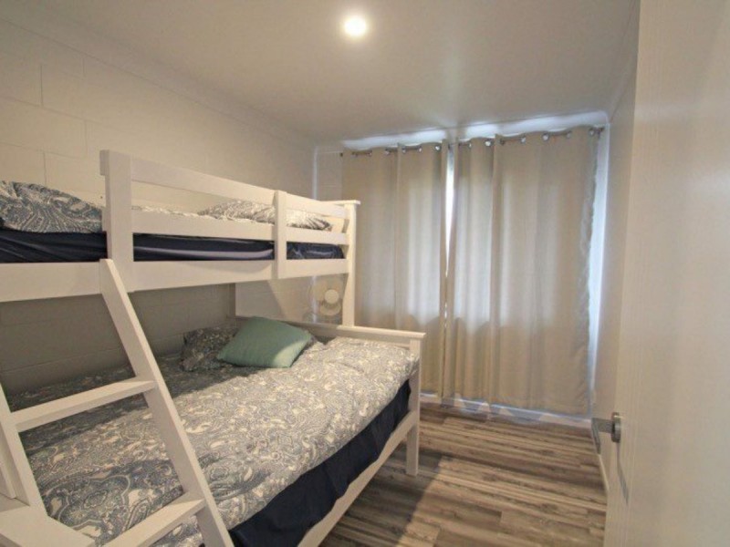 4 Heath St, Brooms Head NSW 2463