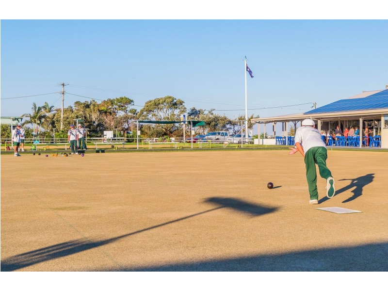 4 Heath St, Brooms Head NSW 2463